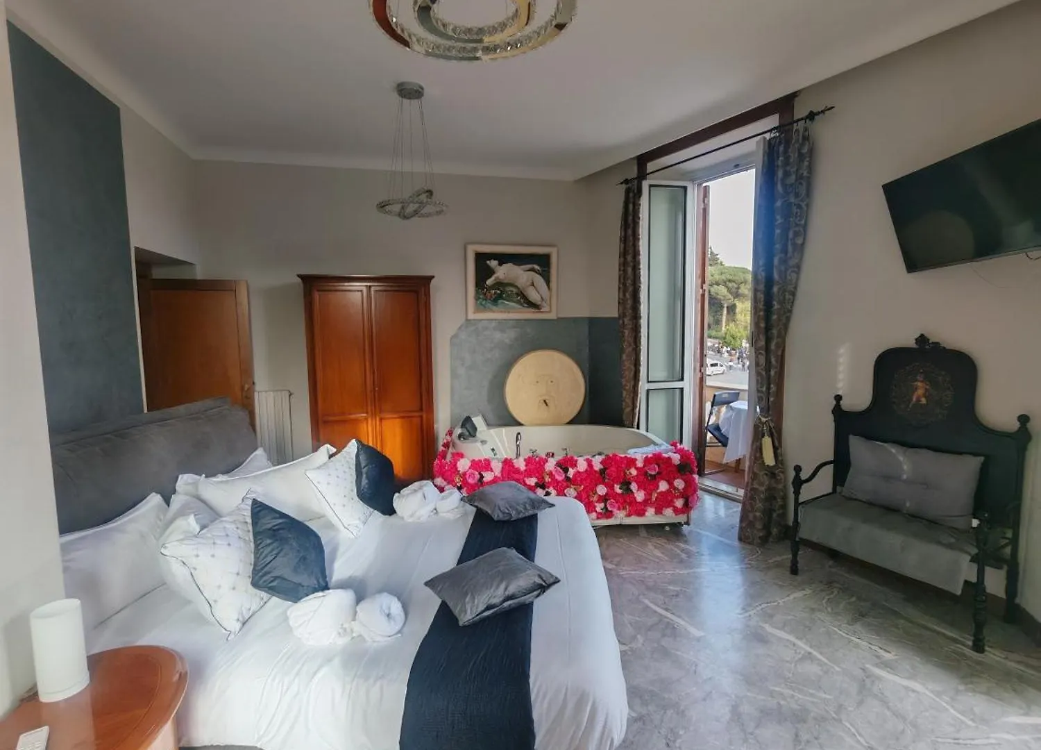 View Colosseo From Jacuzzi Apartment